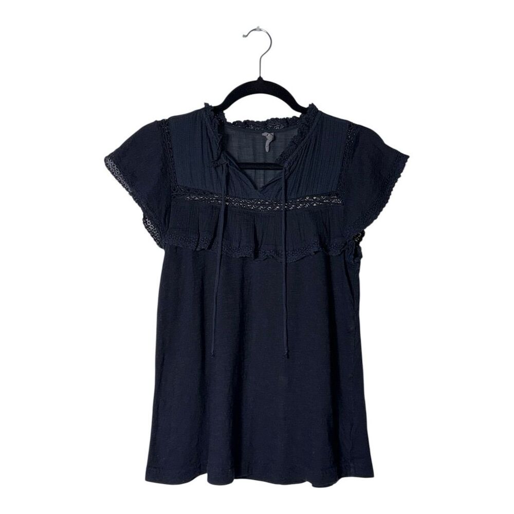 2034. Anthropologie Women's XS Black V-Neck Ruffle‎ Blouse Short Sleeve